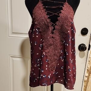 Chic Burgundy Lace Women's Camisole